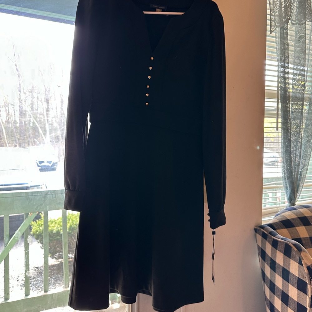 NWT Tommy Hill size 10 black drew NWT